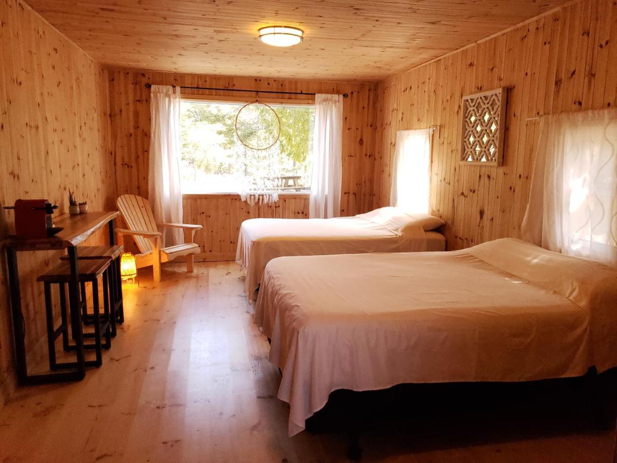 New Buddha Bing Unique Experience Cottage And Cabins Tobermory Bagian luar foto